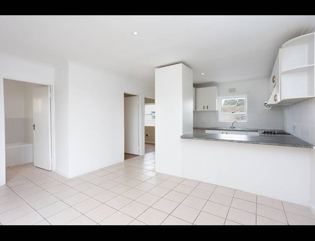 3 BEDROOM FREESTANDING TO LET IN MUIZENBERG